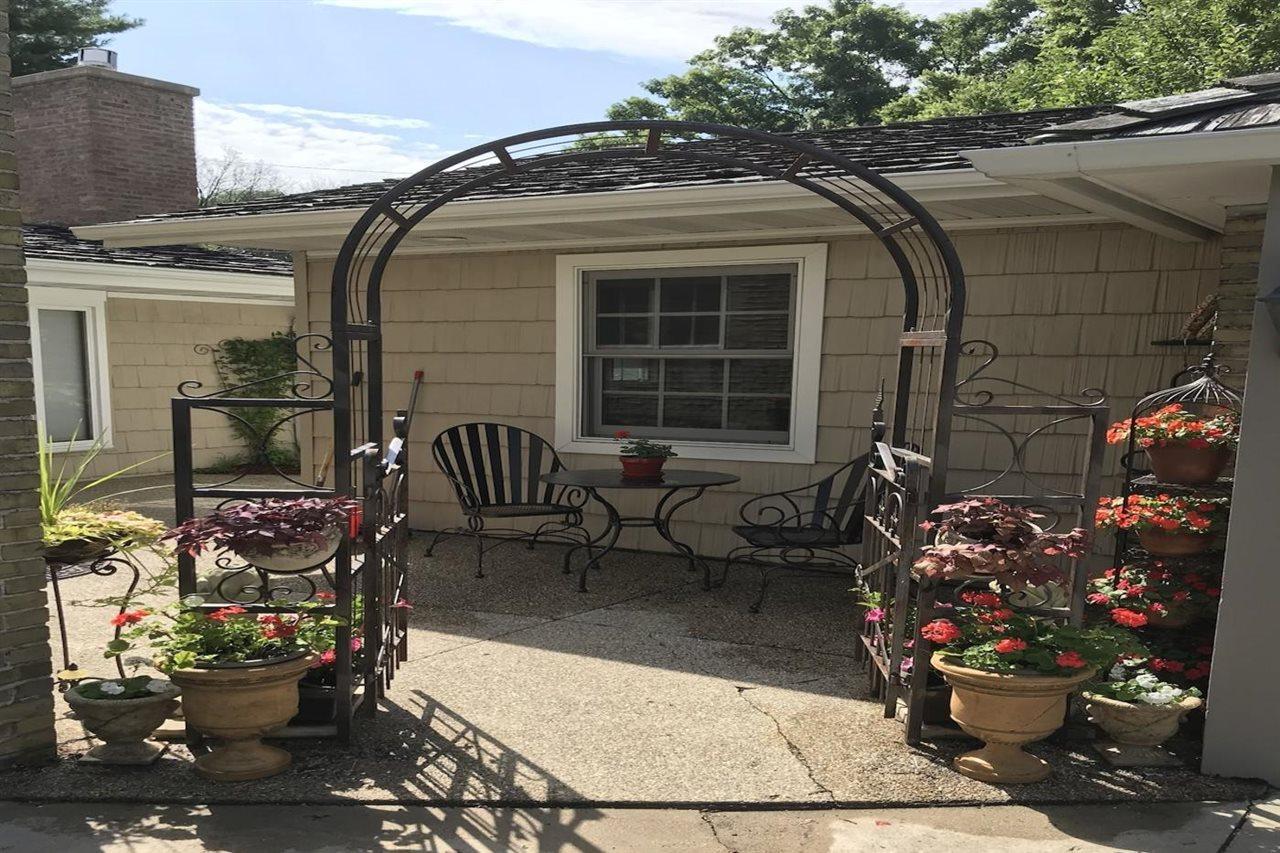 1810 Emerson House Bed & Breakfast - Adults Only Beloit Εξωτερικό φωτογραφία
